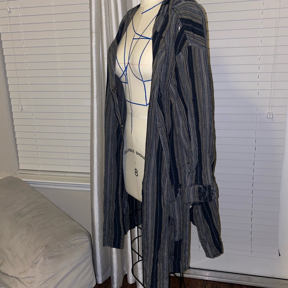 Lightweight top coat.